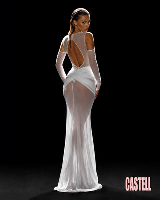 Yuridia White